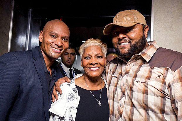 is dionne warwick married