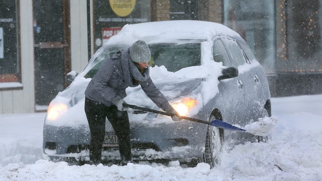 lake-effect snow warnings issued for upstate new york.