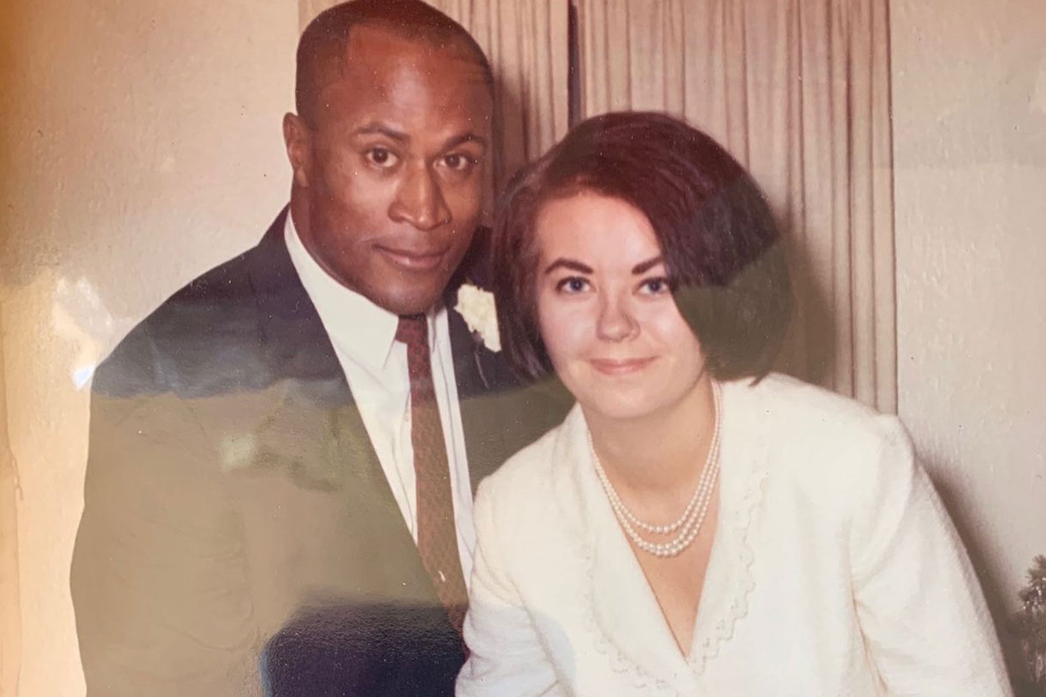 john amos wife noni
