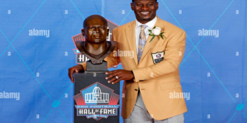 ladainian tomlinson wife