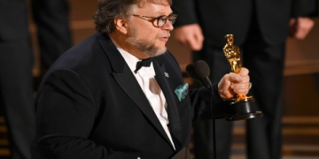 guillermo del toro wife