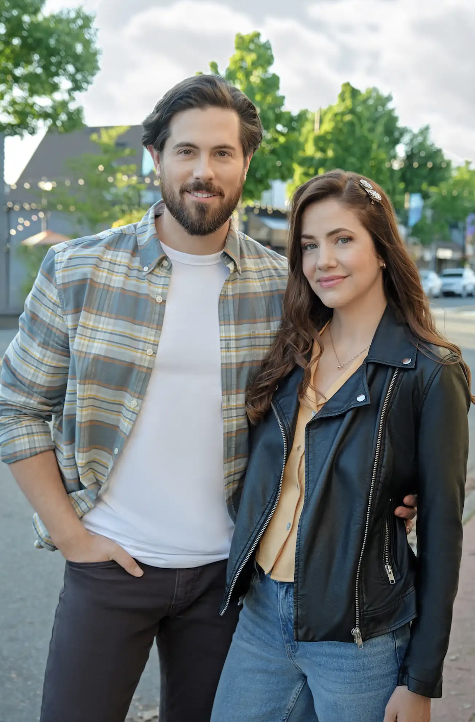 julie gonzalo wife chris mcnally