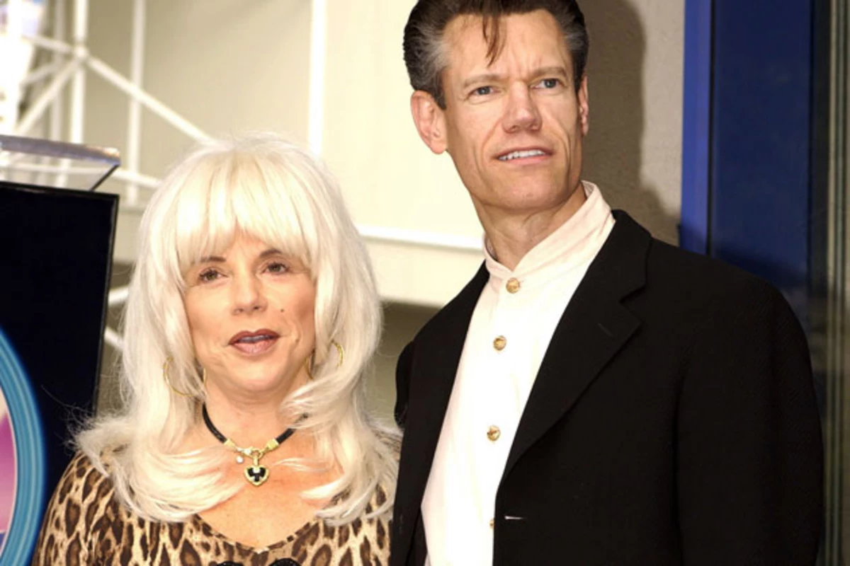 randy travis first wife