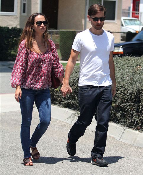 tobey maguire rashida jones