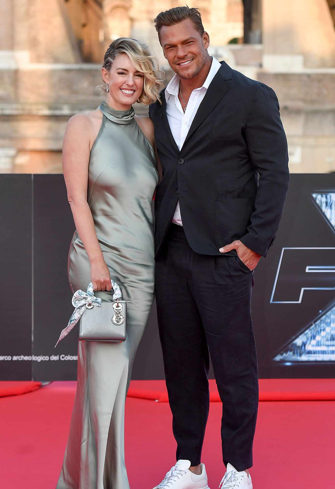 alan ritchson and wife photos