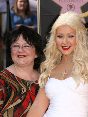 christina aguilera and mom