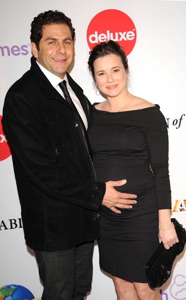 linda cardellini daughter