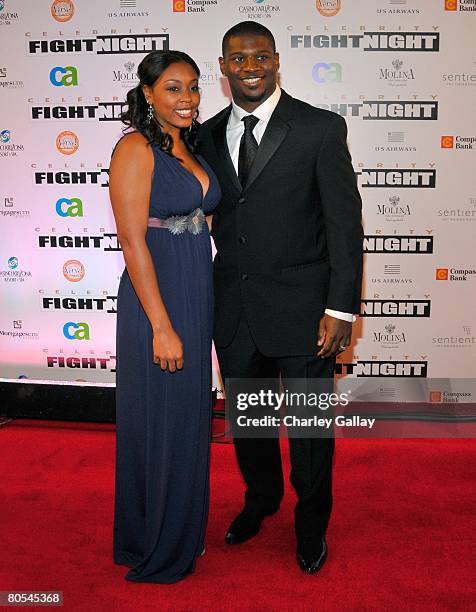 ladainian tomlinson wife