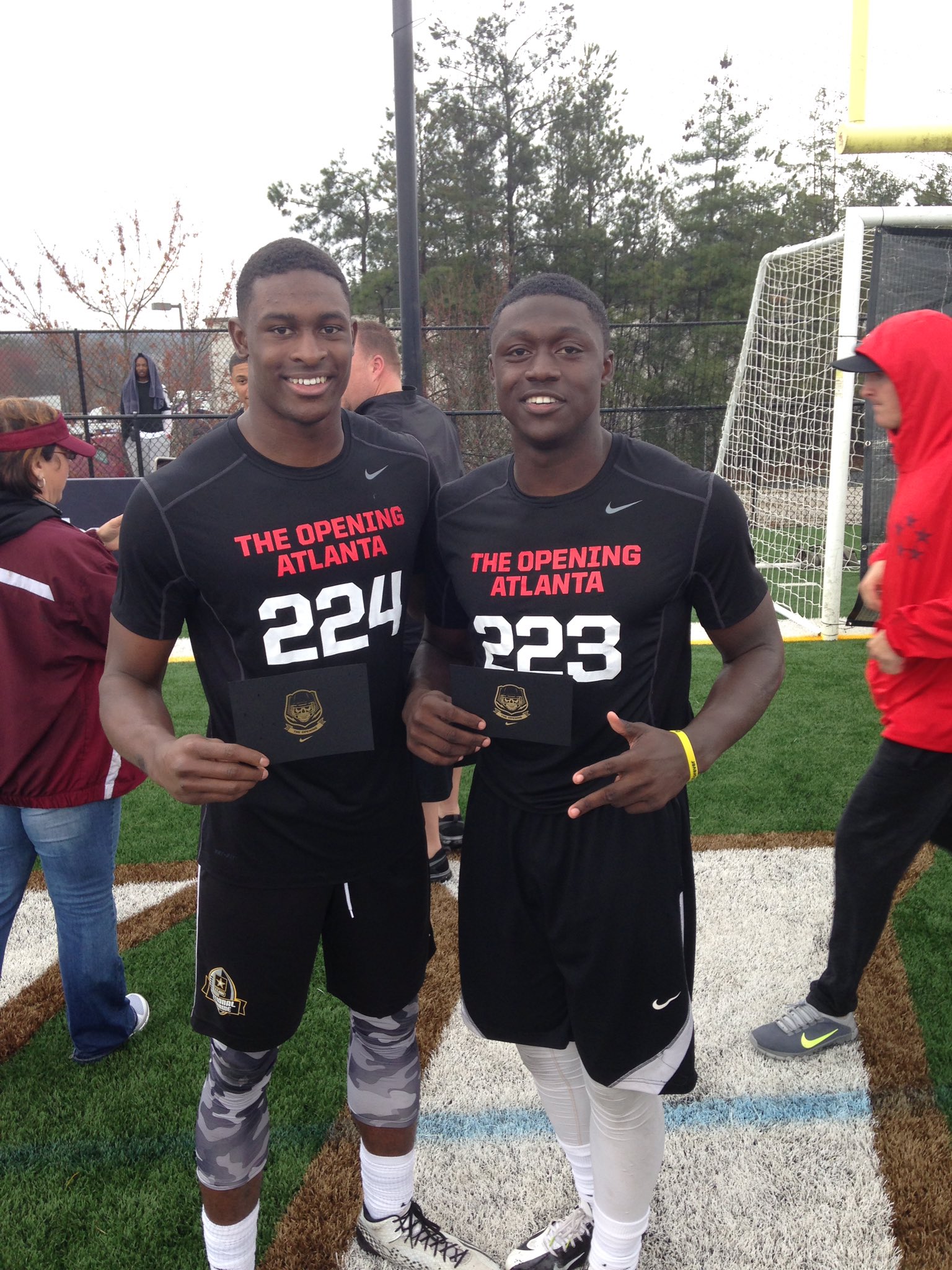 dk metcalf siblings