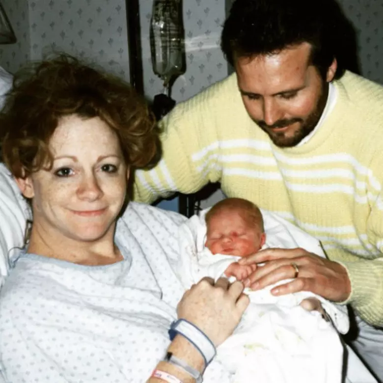reba mcentire pregnant