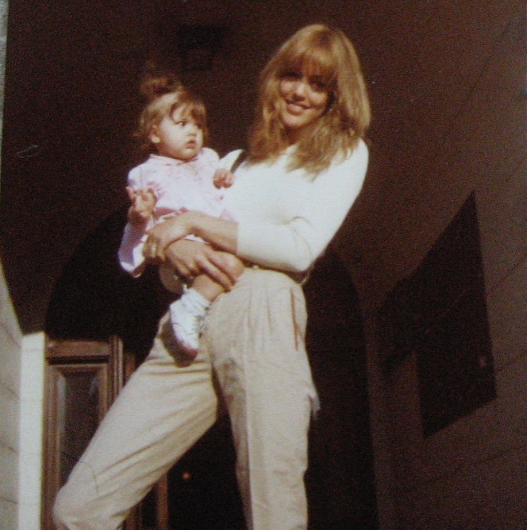 maureen dumont kelly photos