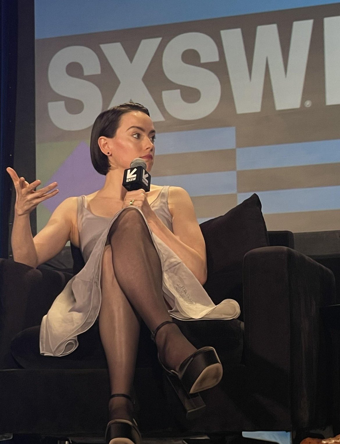 daisy ridley tights