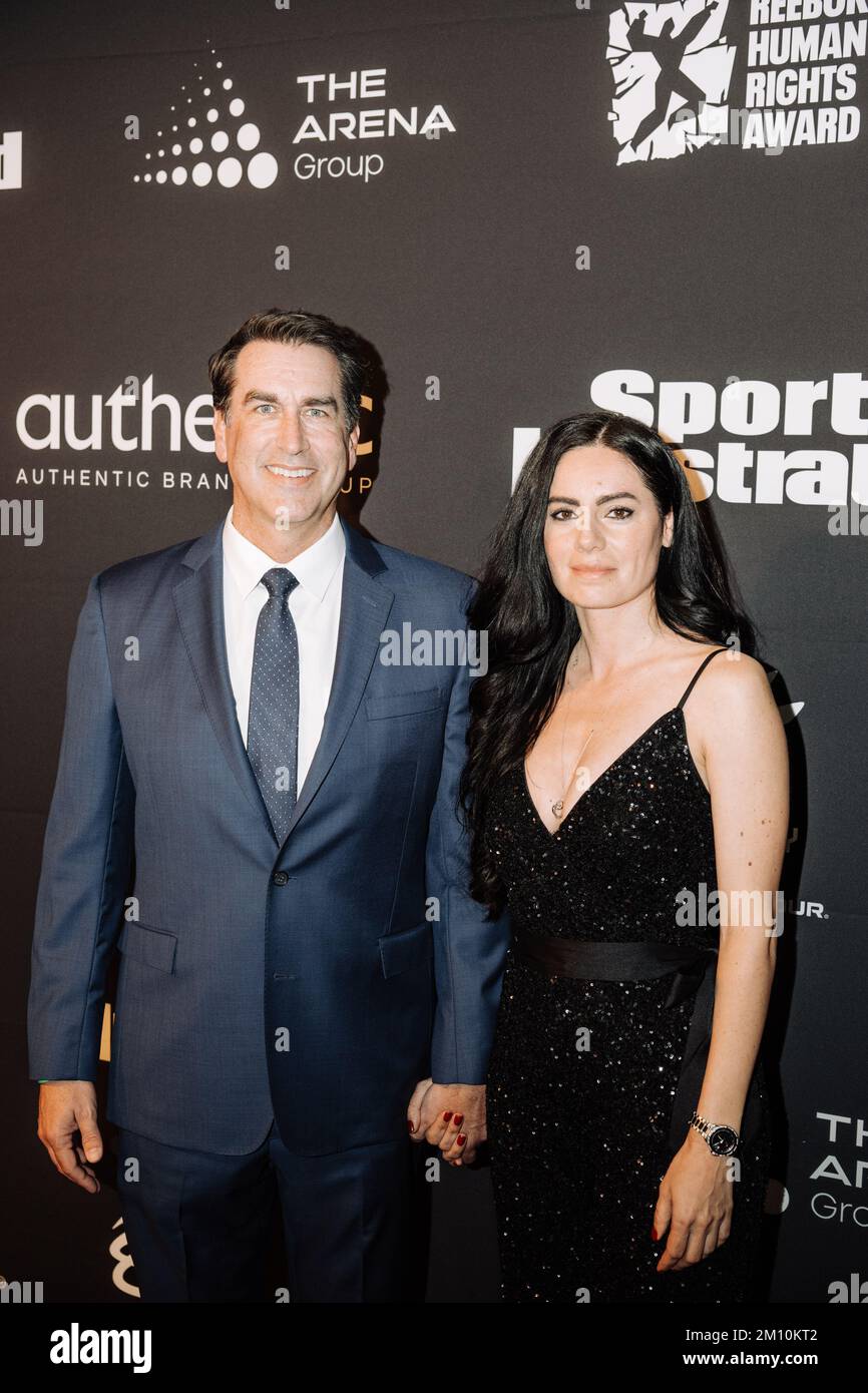rob riggle girlfriend