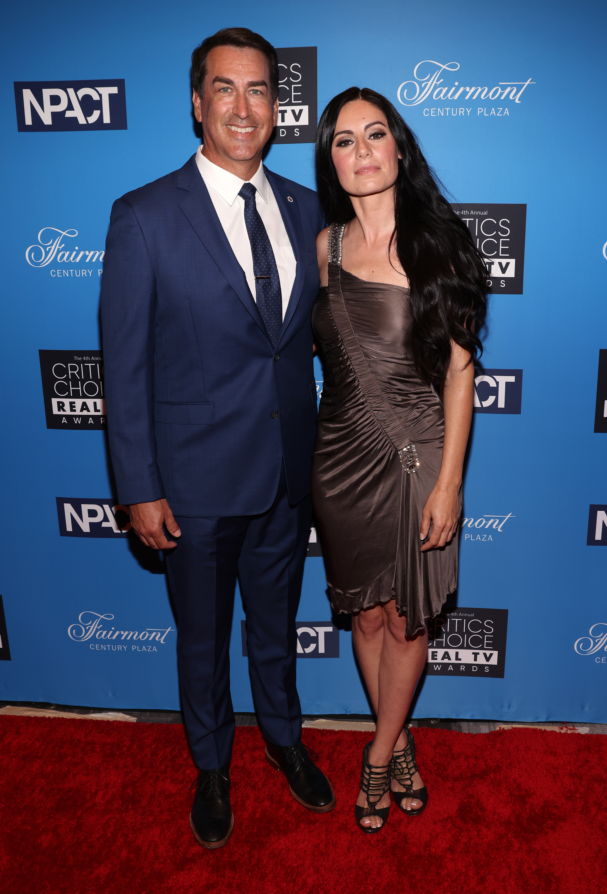 rob riggle girlfriend