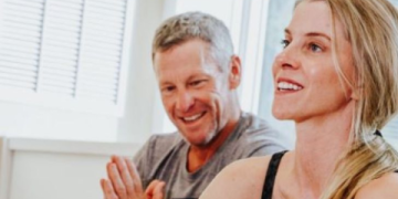 who is lance armstrong’s wife