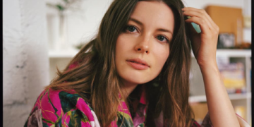 gillian jacobs married