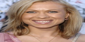 how old is oksana baiul