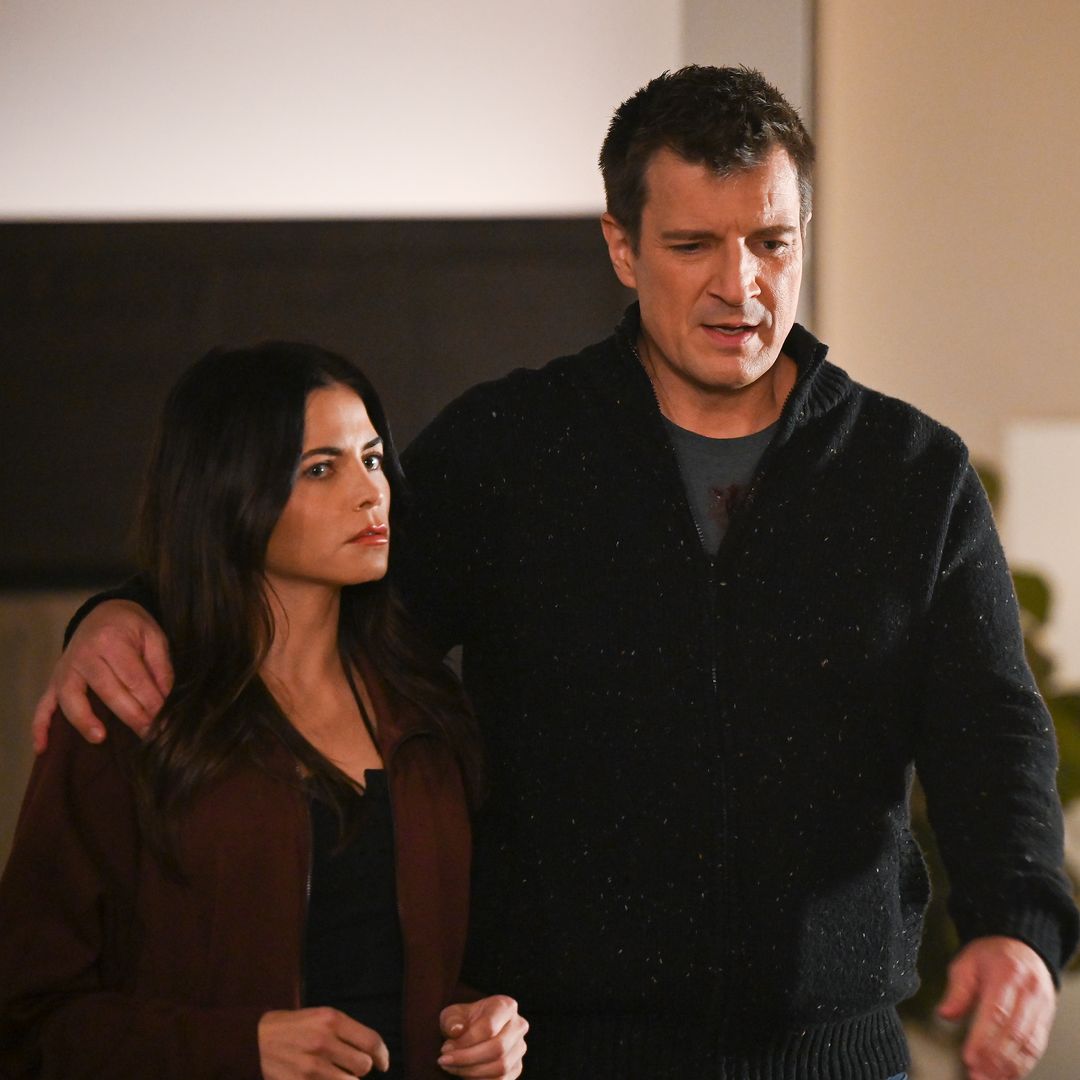 who is nathan fillion dating