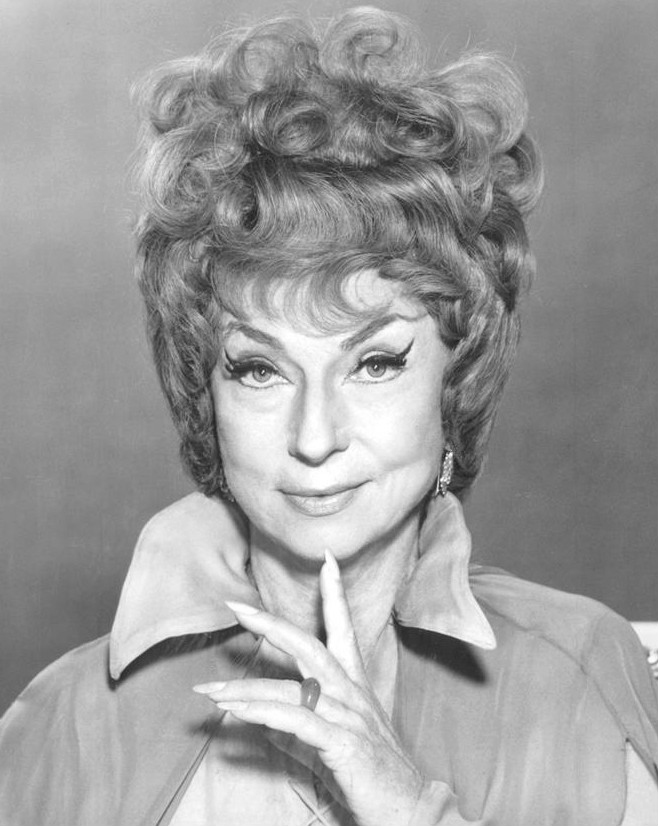 agnes moorehead relationships