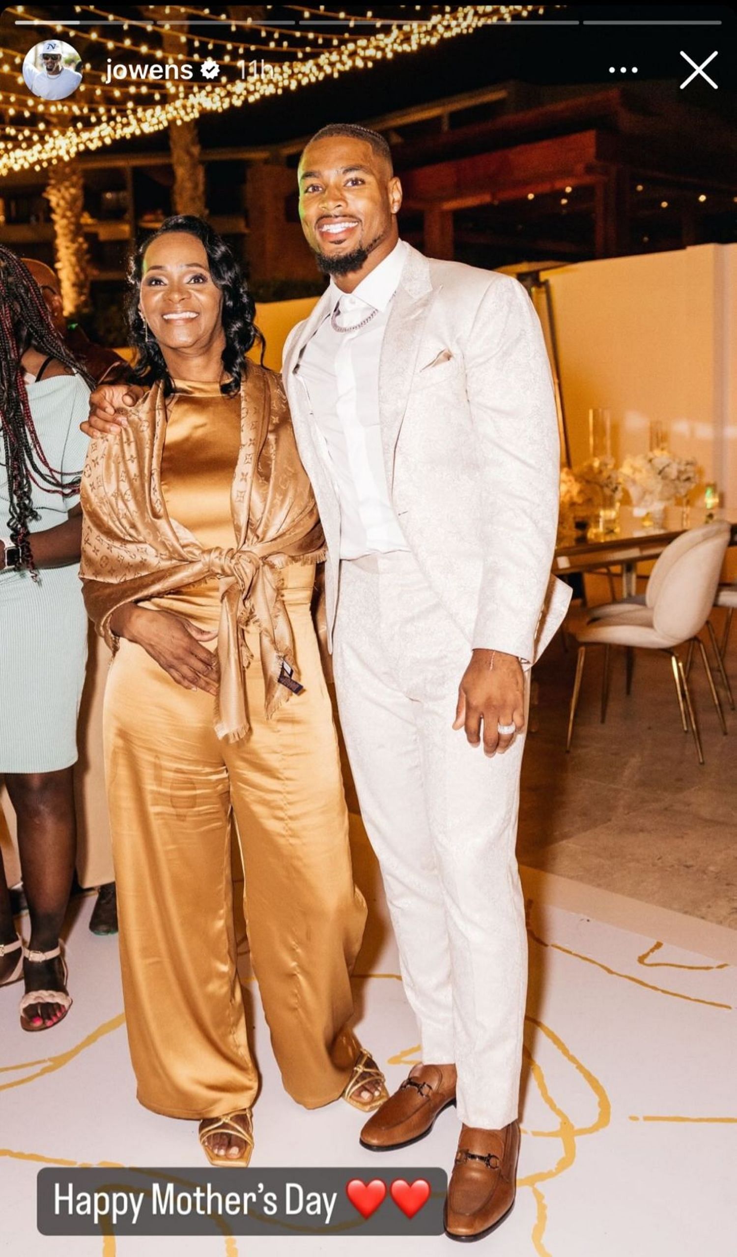 jonathan owens mom