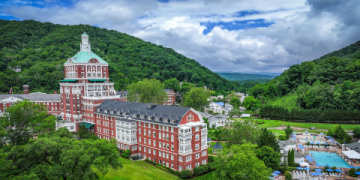 places to stay in white sulphur springs wv