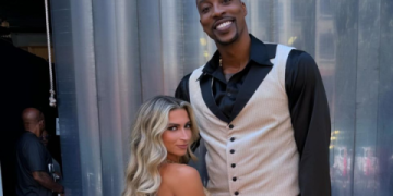 who is dwight howard married to