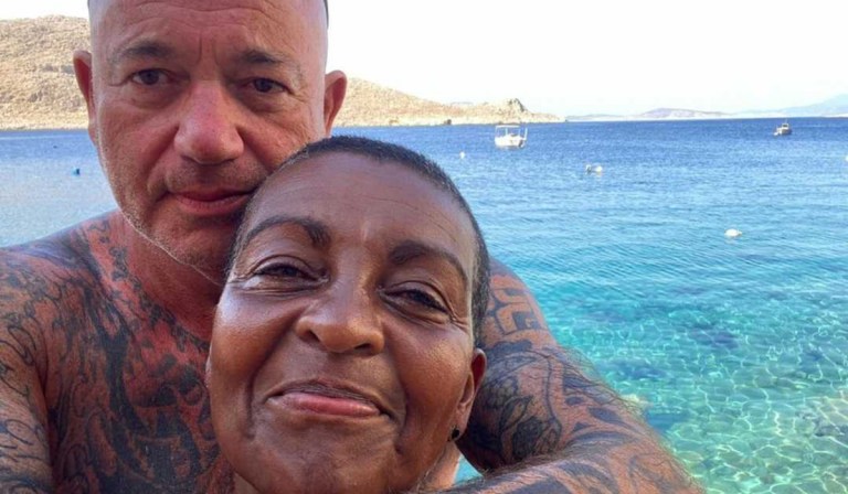 adjoa andoh husband