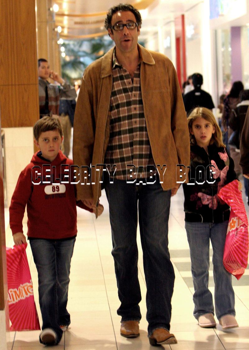 brad garrett kids