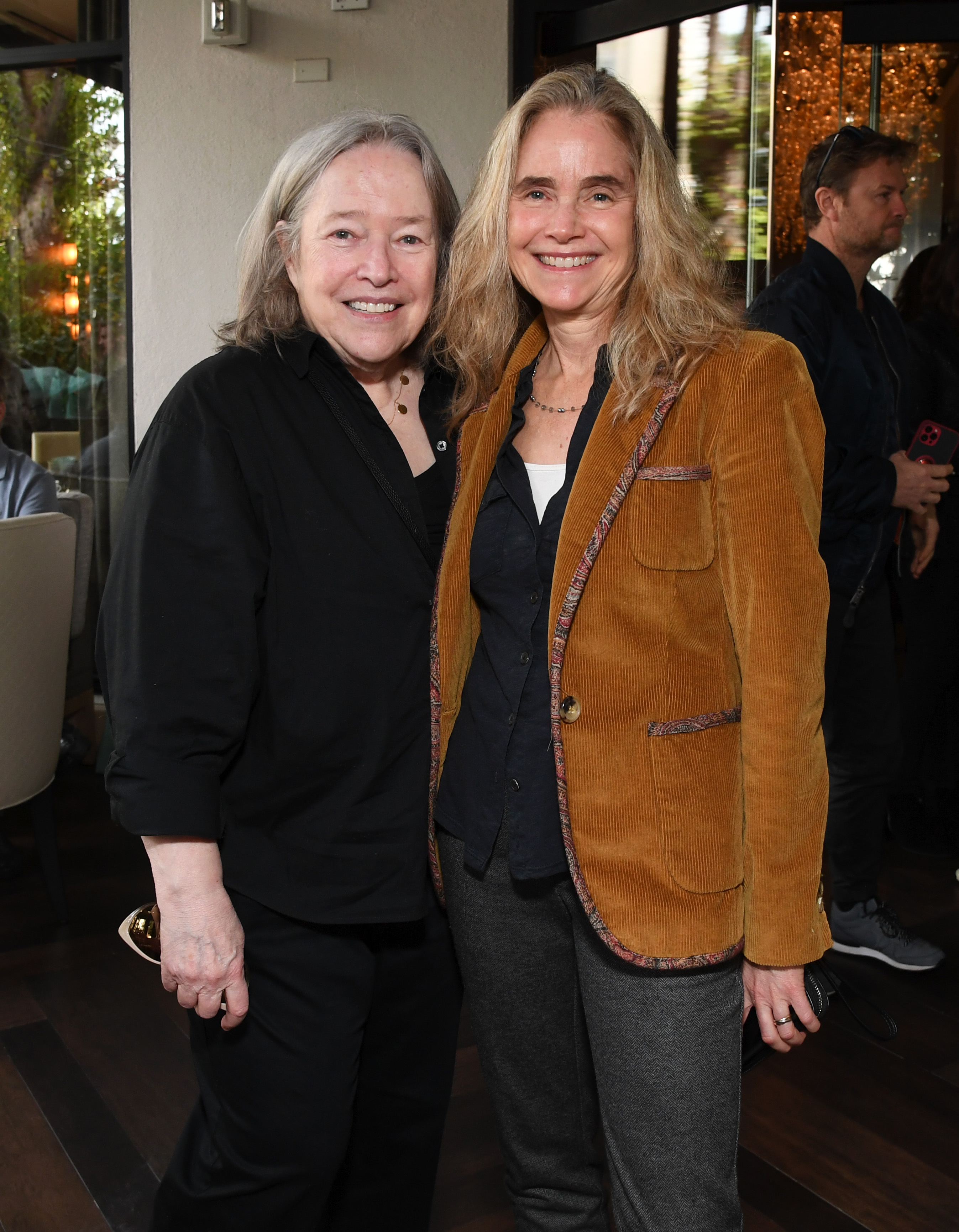 is kathy bates married