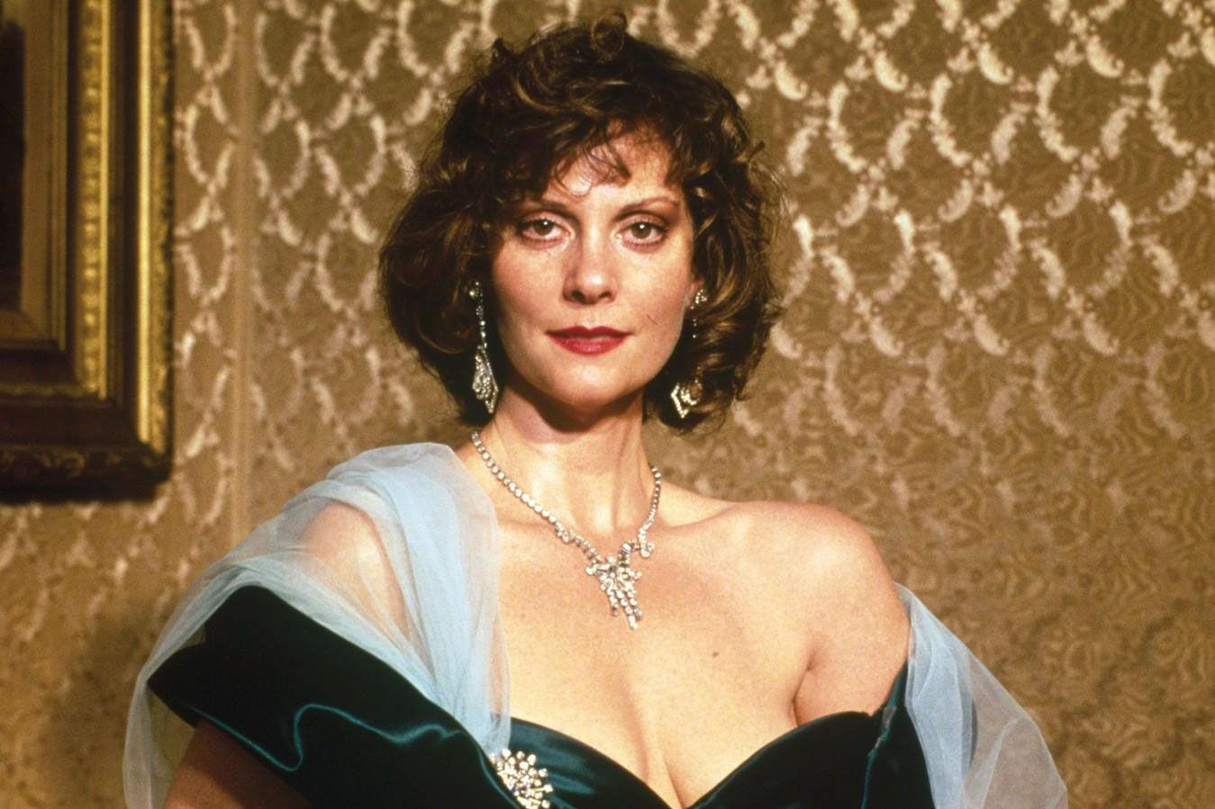 miss scarlet clue actress