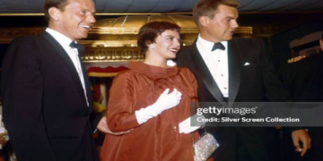 tina sinatra and robert wagner