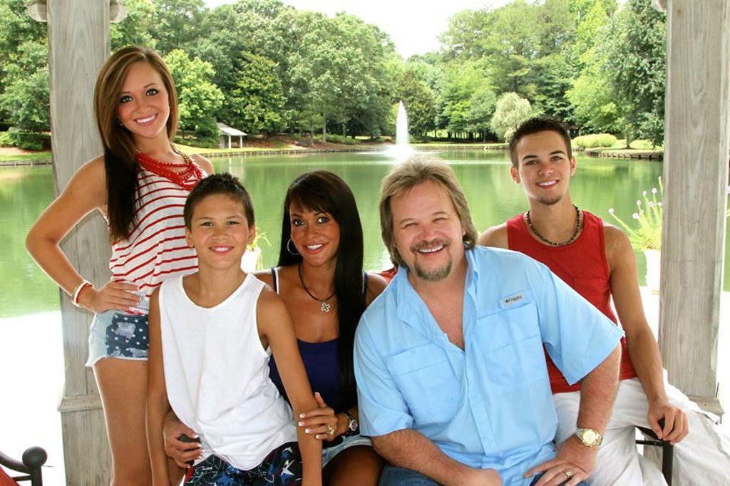 family travis tritt