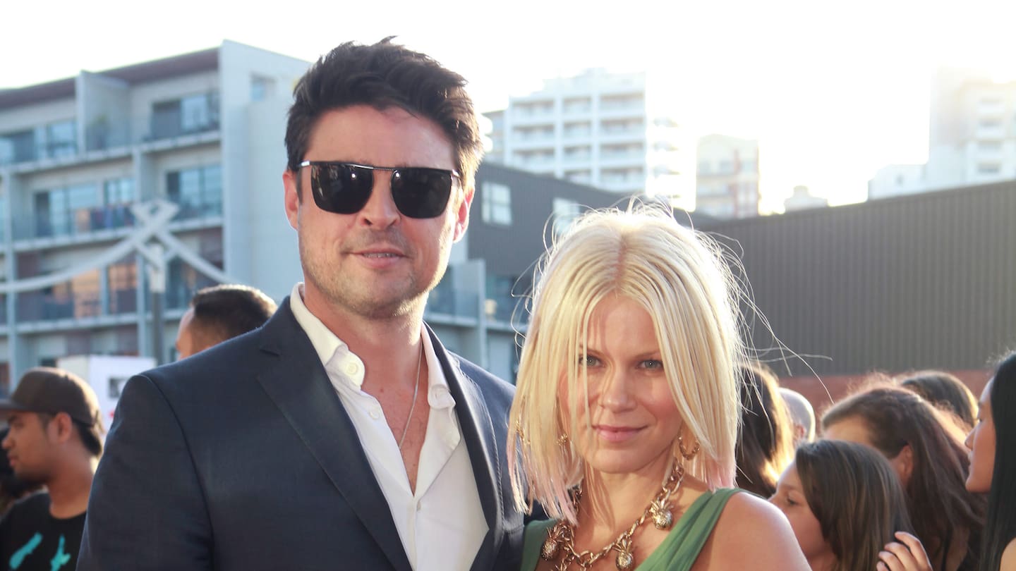 who is karl urban's wife