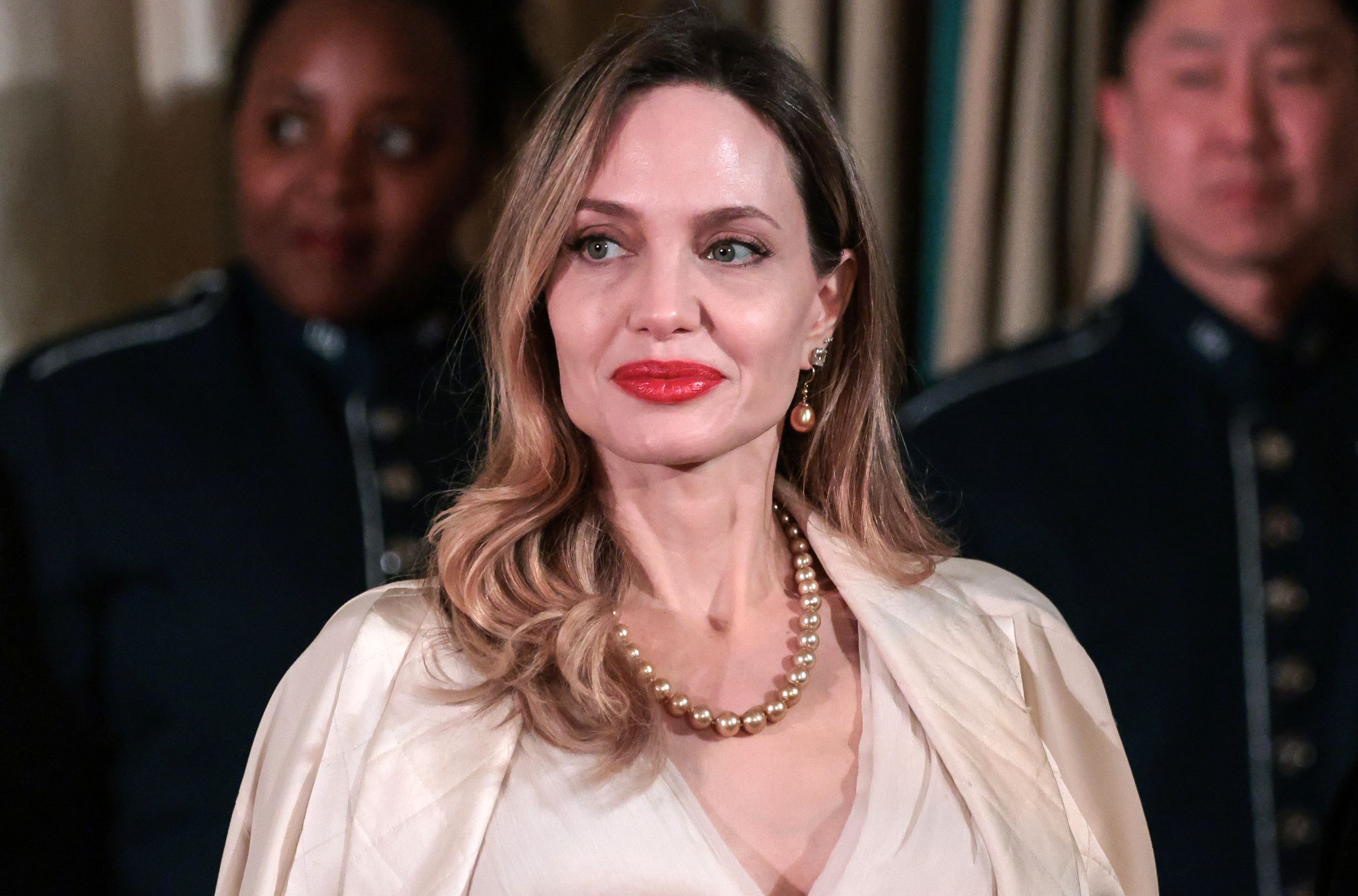 angelina jolie new pics
