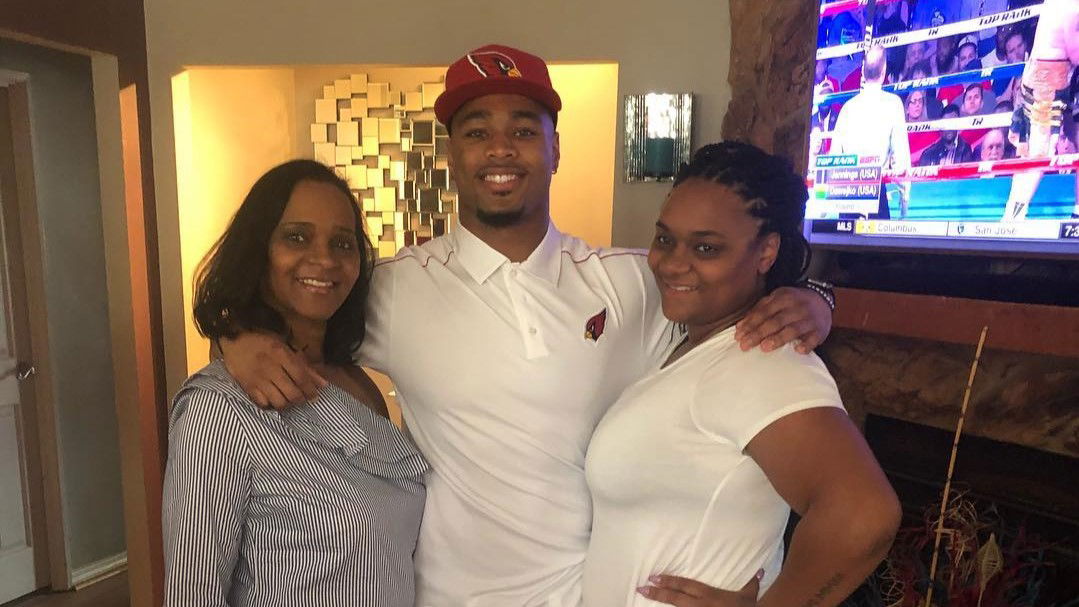 jonathan owens mom