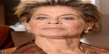 linda hamilton daughter