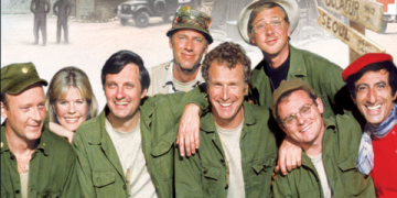 gary burghoff height