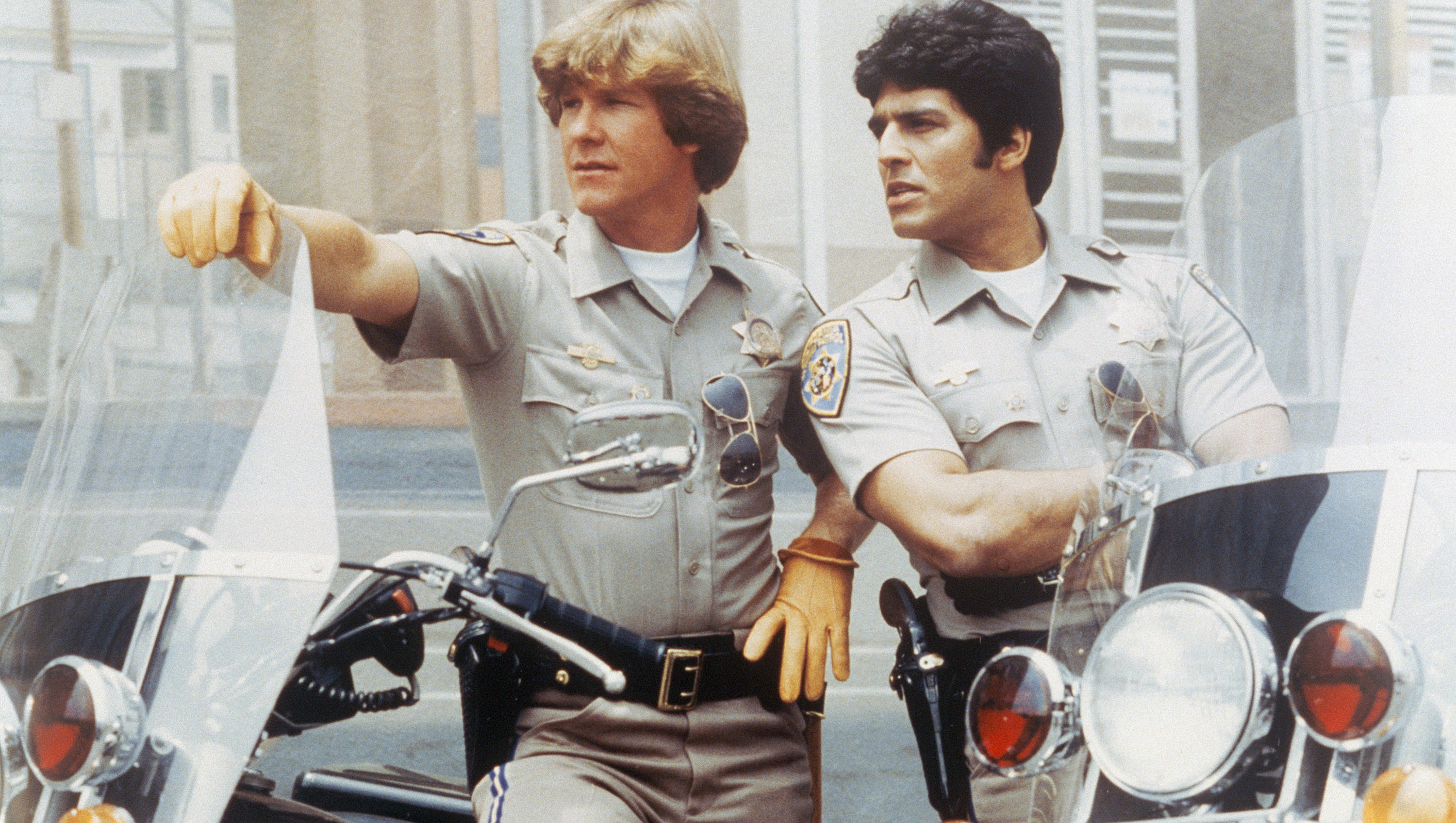 chips tv show erik estrada