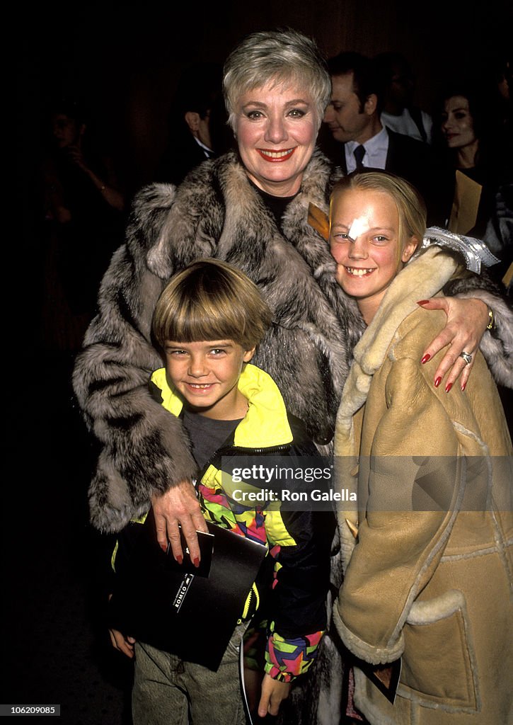shirley jones grandchildren