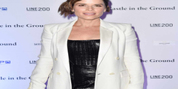 neve campbell jj feild