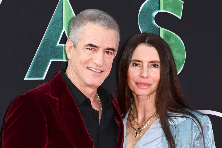 dermot mulroney and family