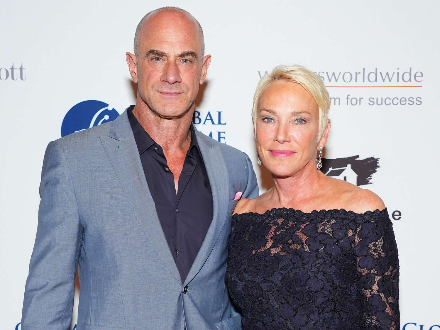 christopher meloni's wife