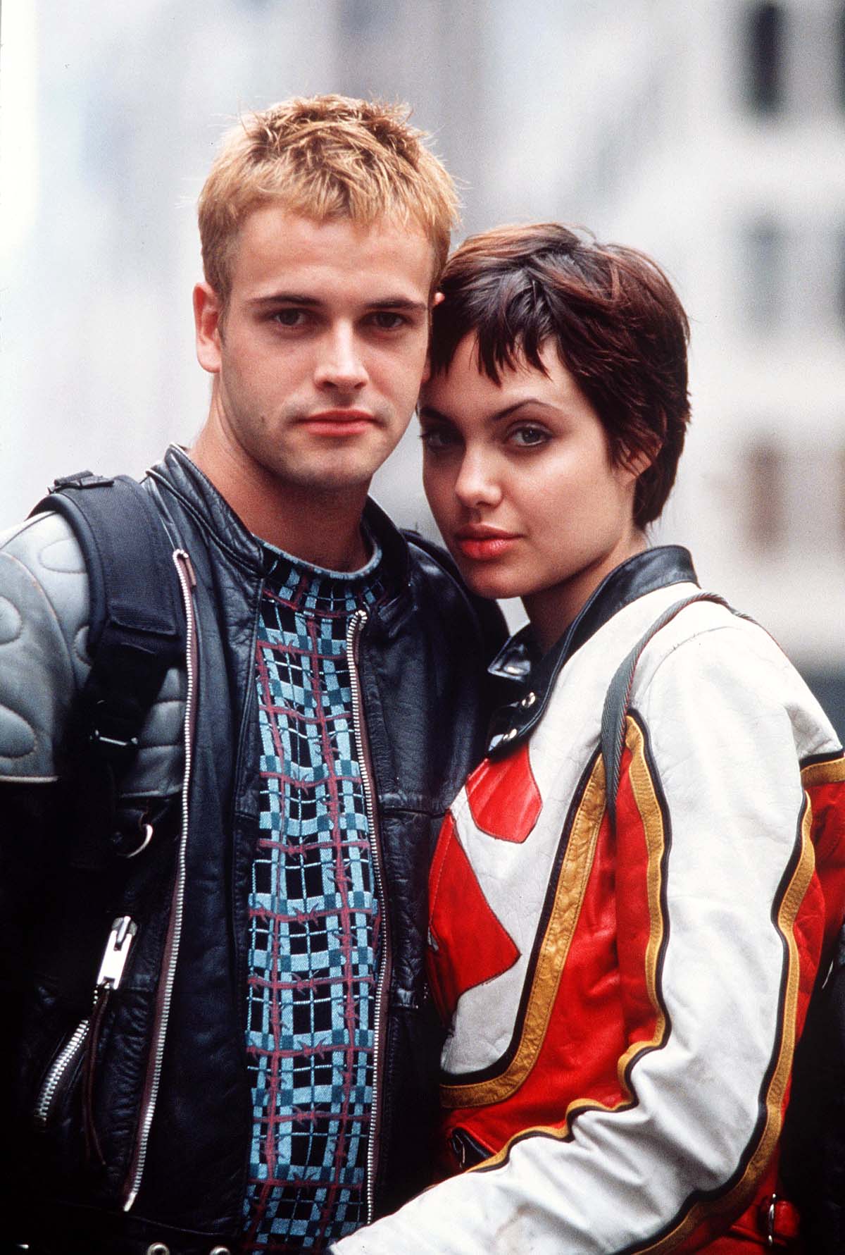 angelina jolie jonny lee miller wedding