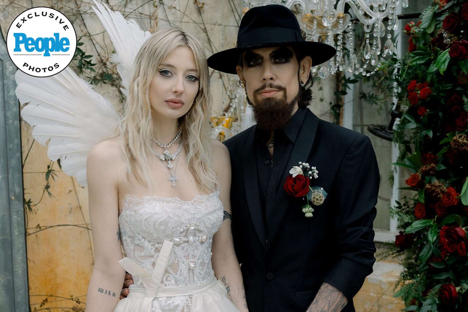 who is dave navarro married to