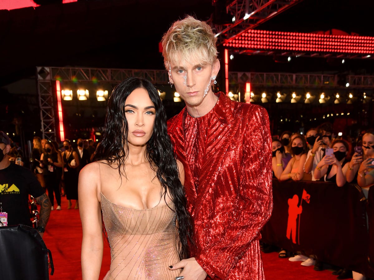 megan fox grammy outfit