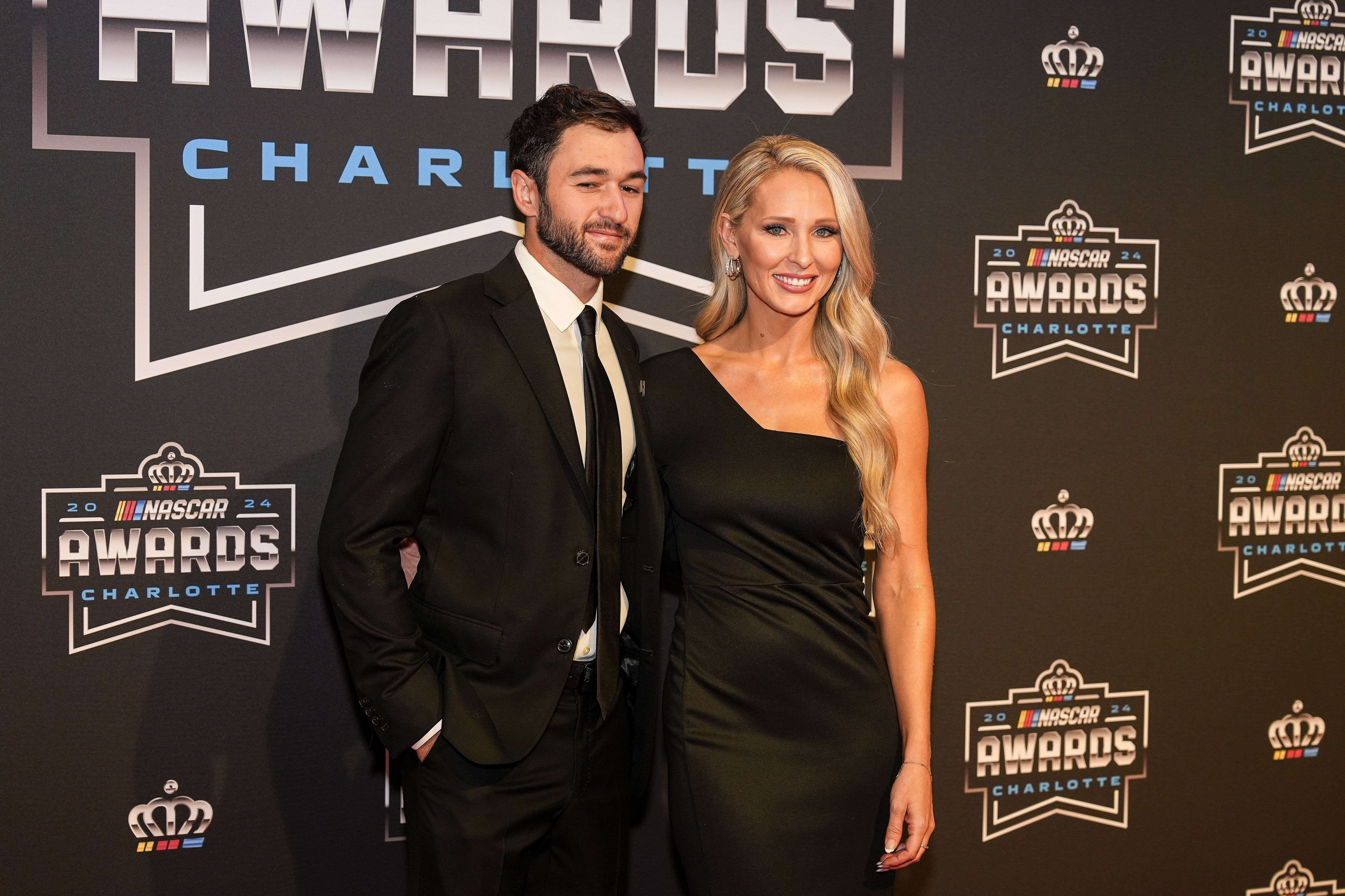 chase elliot girlfriend