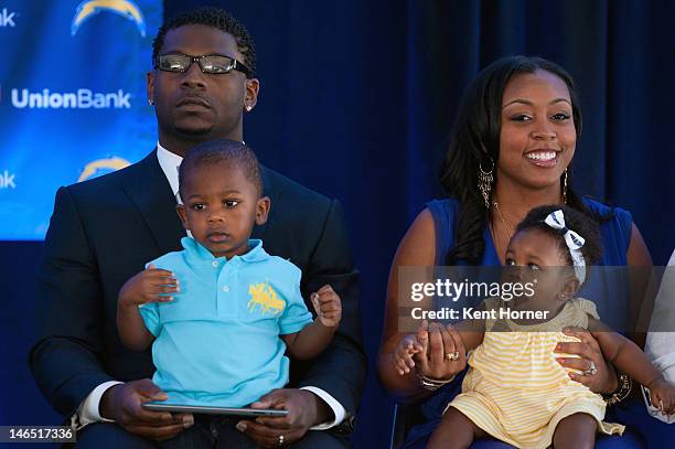 ladainian tomlinson wife